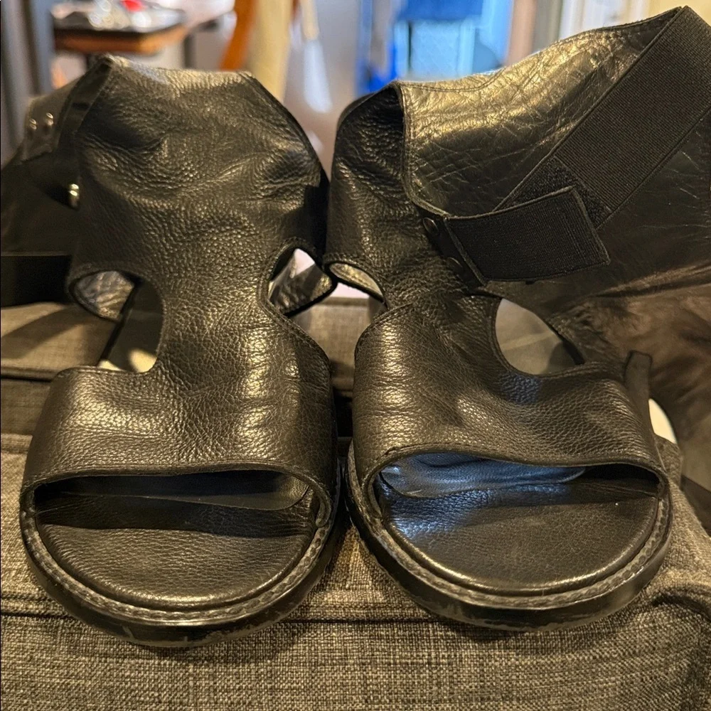 STUART WEITZMAN Tall Cut Out Gladiator Sandals Flats Boot Shoe 6/5 M
